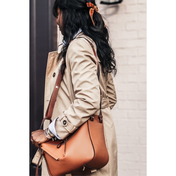 Like New Loewe Medium Hammock Leather Bag in Color Tan - Picture 2 of 14